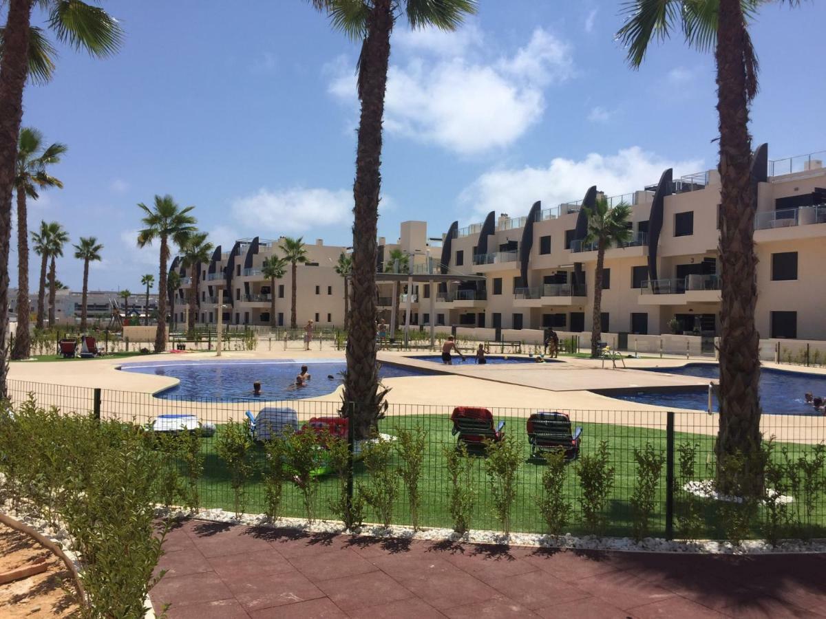 Playa Elisa Bay Apartment Pilar de la Horadada Luaran gambar