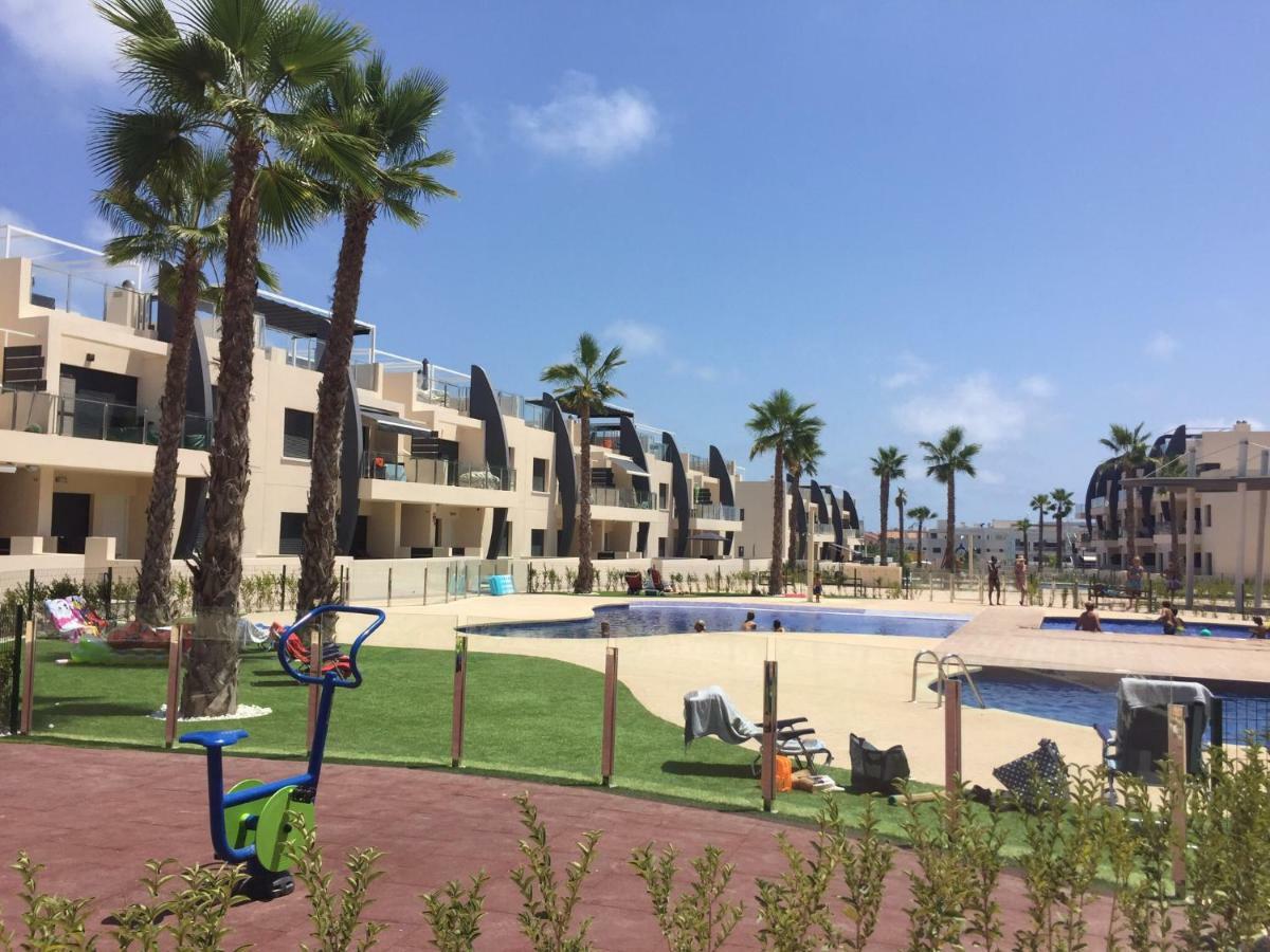 Playa Elisa Bay Apartment Pilar de la Horadada Luaran gambar